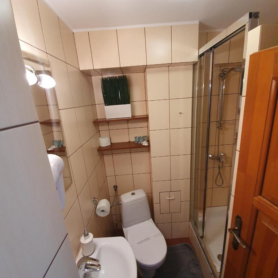Apartament Columbus Lägenhet Ustrzyki Dolne Exteriör bild