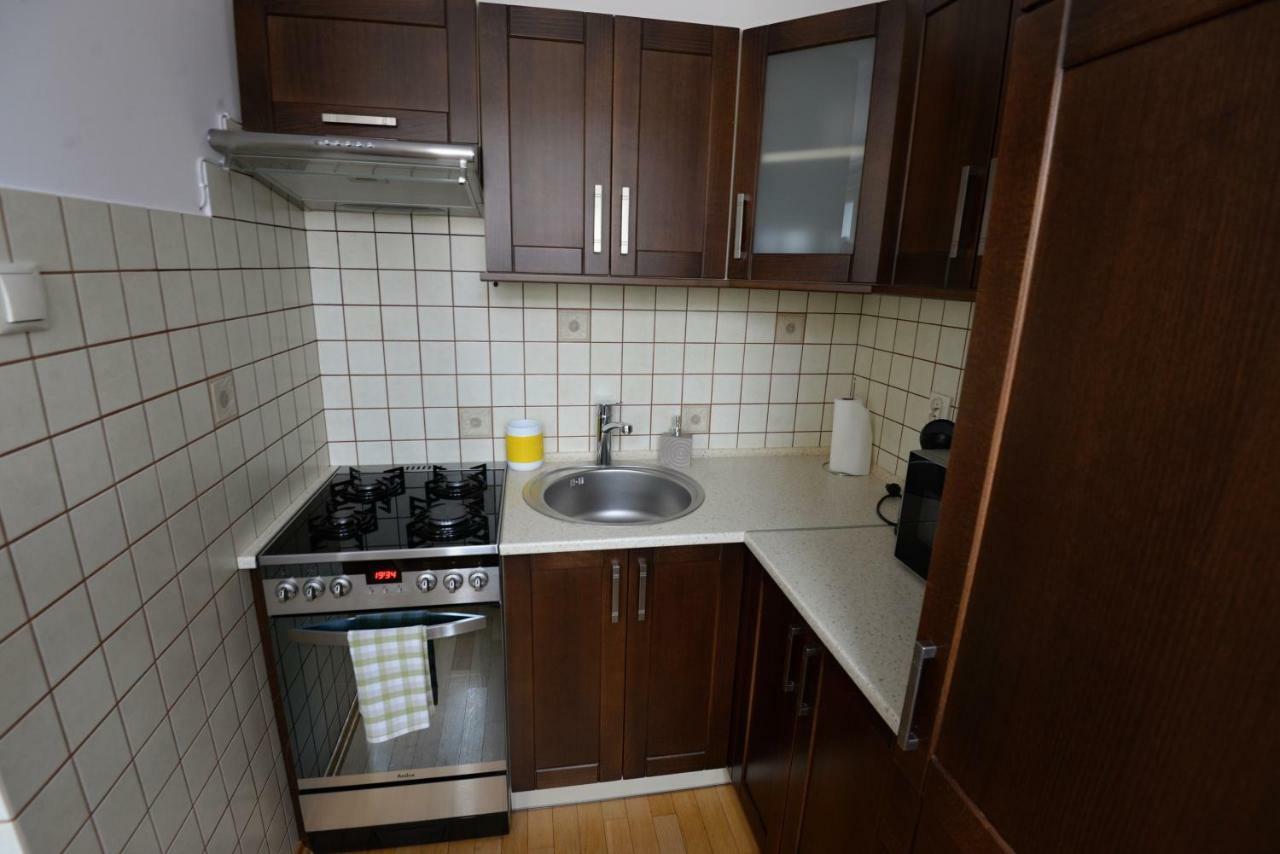 Apartament Columbus Lägenhet Ustrzyki Dolne Exteriör bild